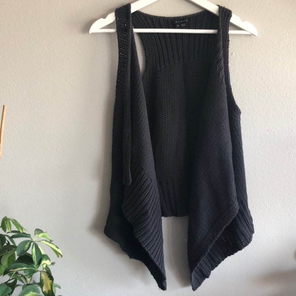 Theory Knit Vest Gray